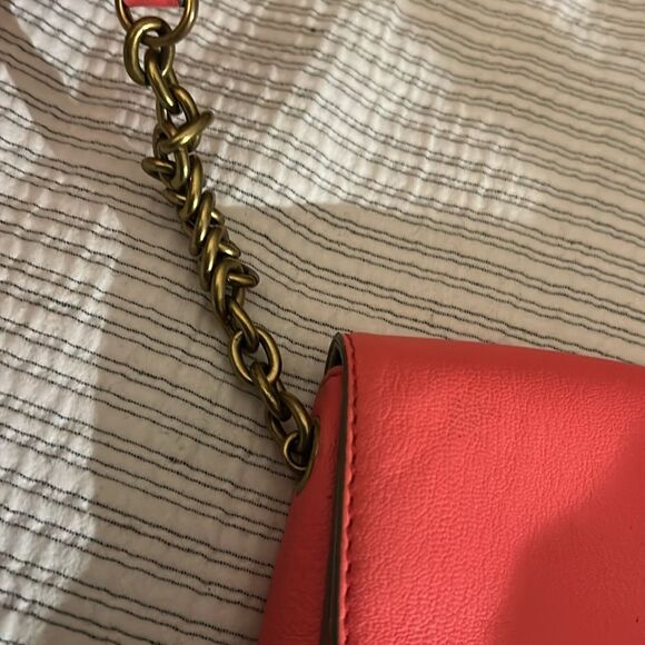 Fossil Pink Leather Crossbody Bag - Picture 10 of 10